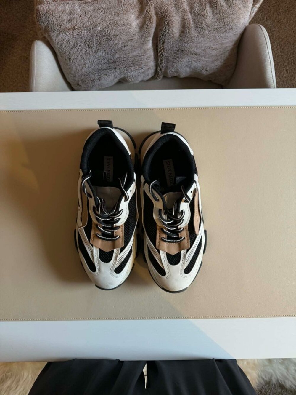 Steve Madden Sneakers White Black Tan Size 9 - Picture 2 of 2